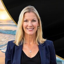 Jennifer Vander Lind